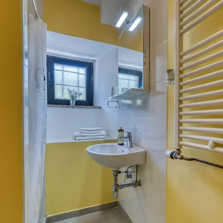 Lovrano-1 By Interhome Ловран